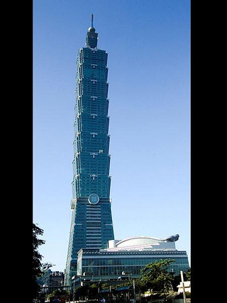Illustration for article titled Taipei 101 Elevator, Fastest in the World